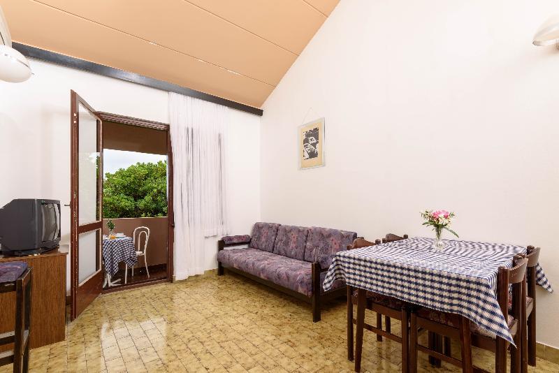Apartment Medena トロギール エクステリア 写真